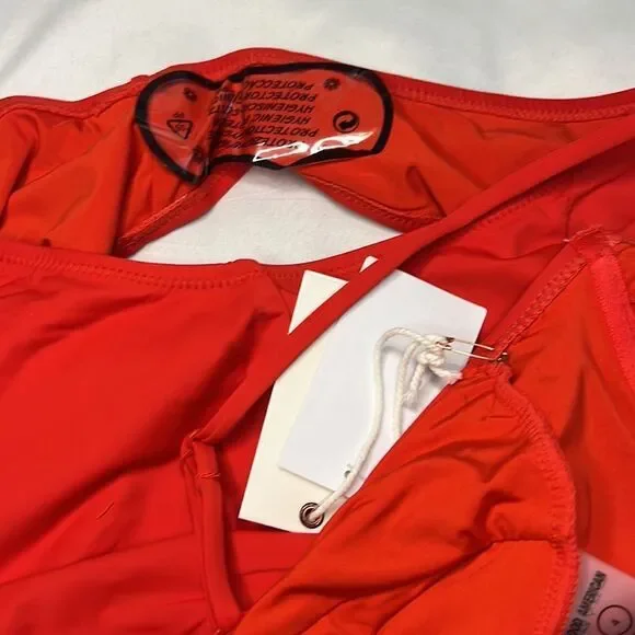 Good American Bright Poppy Red Show Off One Piece Swimsuit Size 4 (XL) - Picture 5 of 11